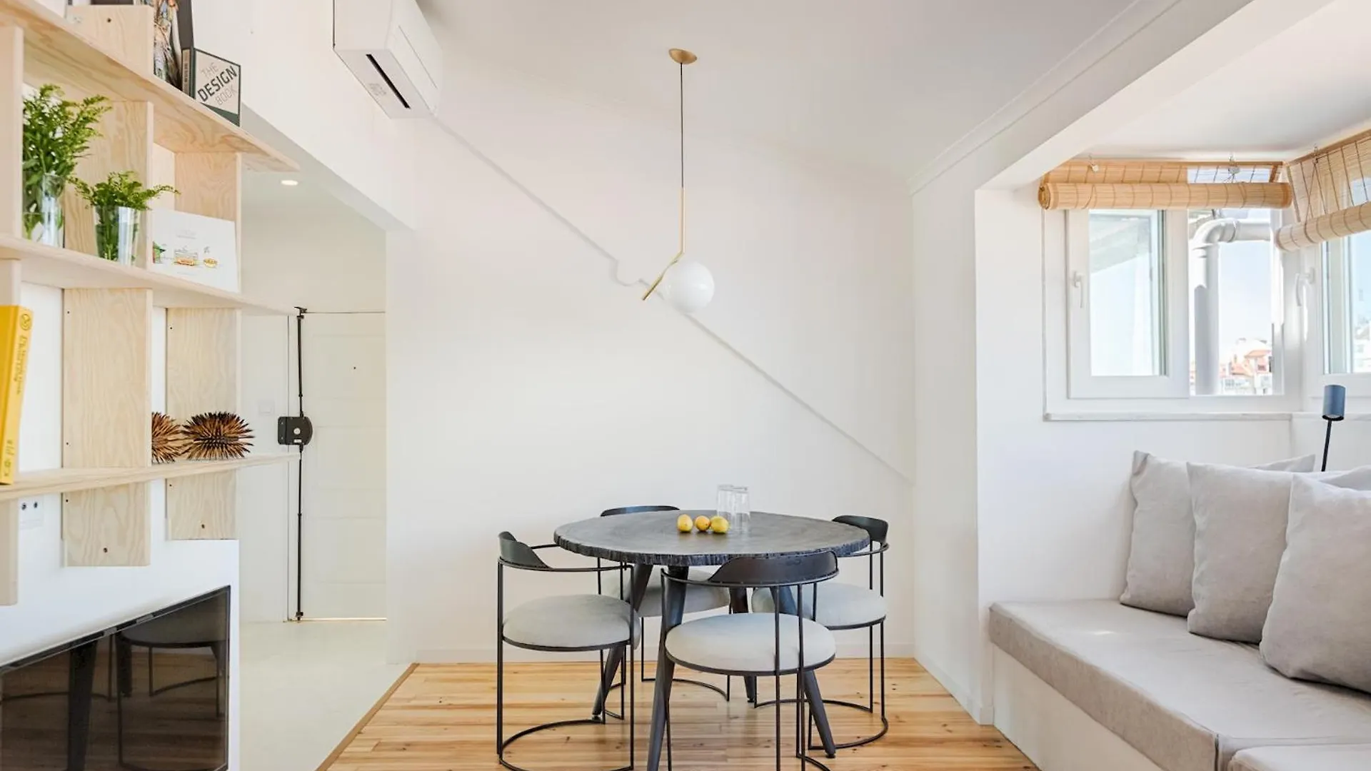 Romantic Gem In Graca Lisboa